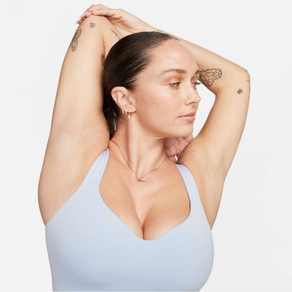 Nike Alate Light-Support Padded Sports Bra Tank Top